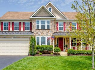 6008 Fox Haven Ct, Woodbridge, VA 22193