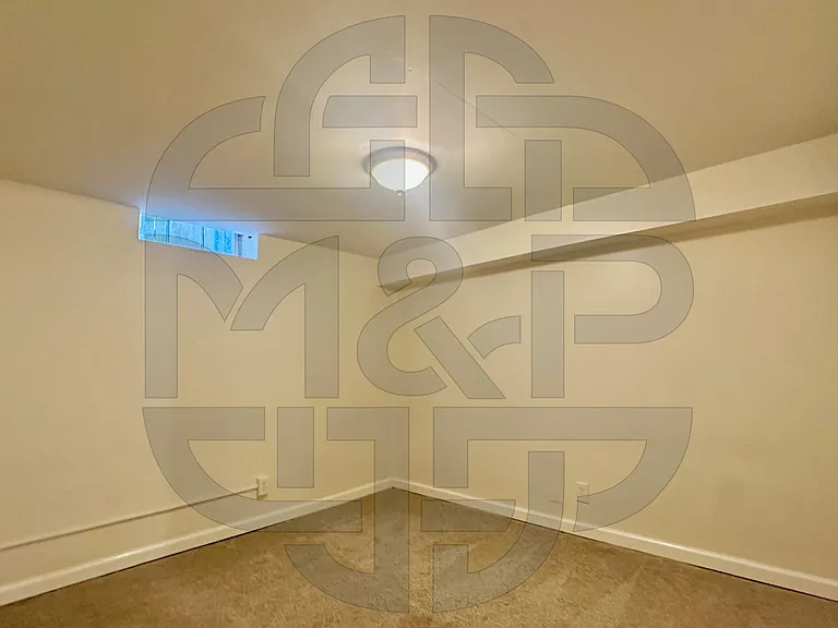 3039 S Glenn Ave — Photo 12