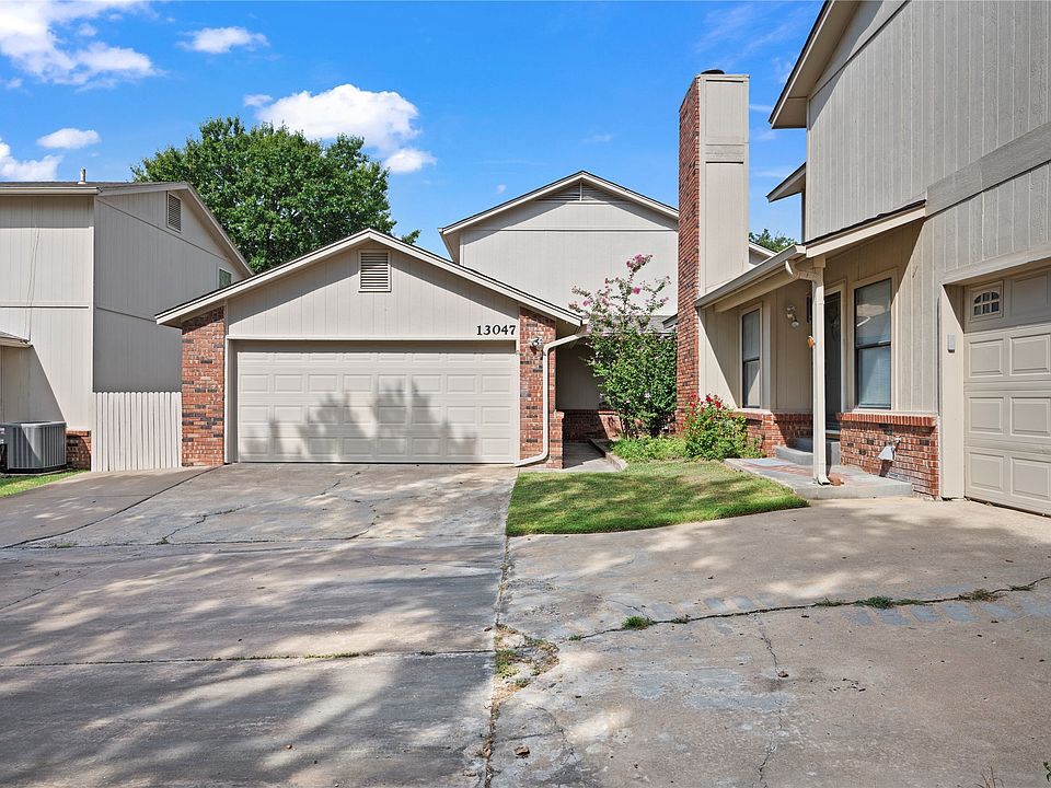 1st image of 13047 E 28th Pl