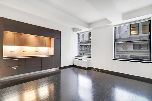 Rented by Kian Realty | media 25