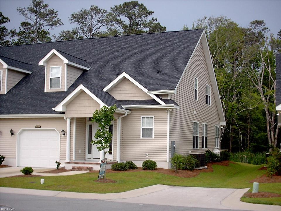 1st image of 528A Village Green Drive