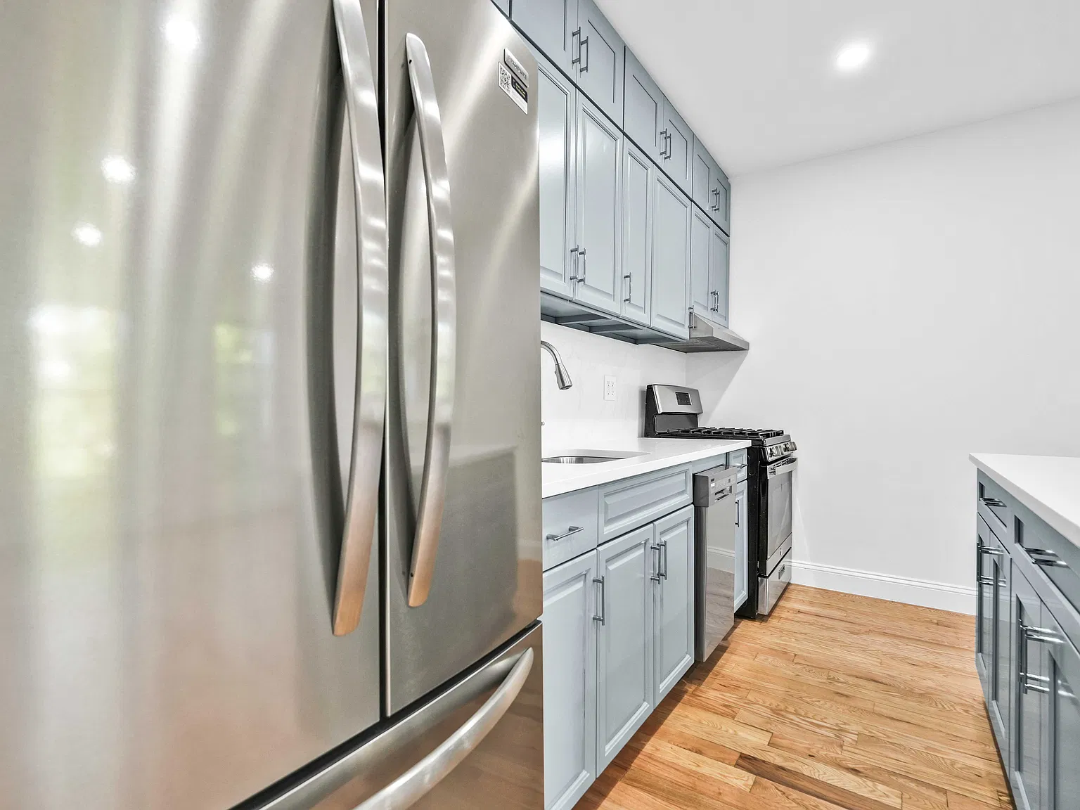 166 Bainbridge Street — Photo 3
