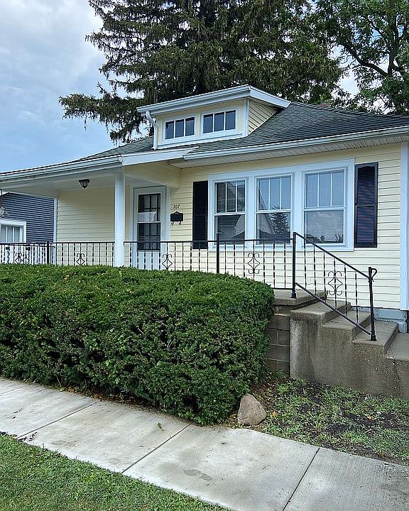1st image of 707 S 21st St
