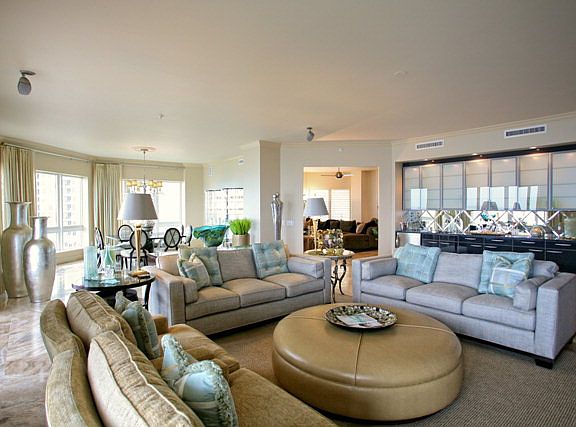 2nd image of 28 Porto Mar Unit 404