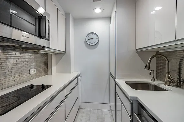 Rented by Triumph Property Group | media 15