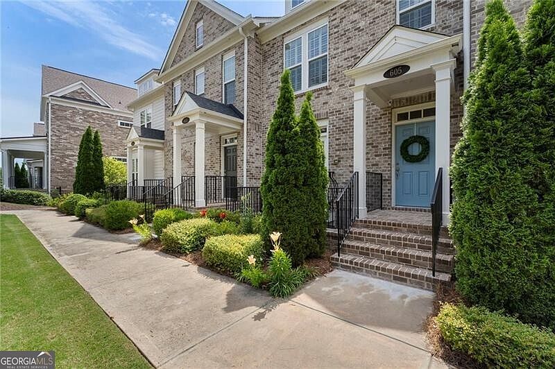 1st image of 605 Hanlon Way