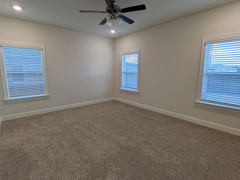 336 Jackson Point Cir — Photo 14