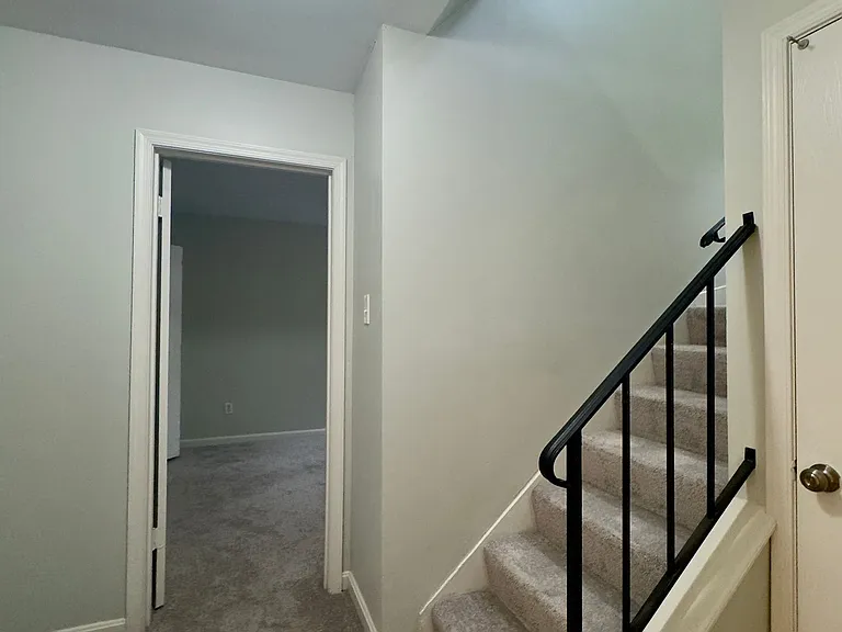 Apartment Units in Reservoir Hill, Baltimore, MD! — Photo 13