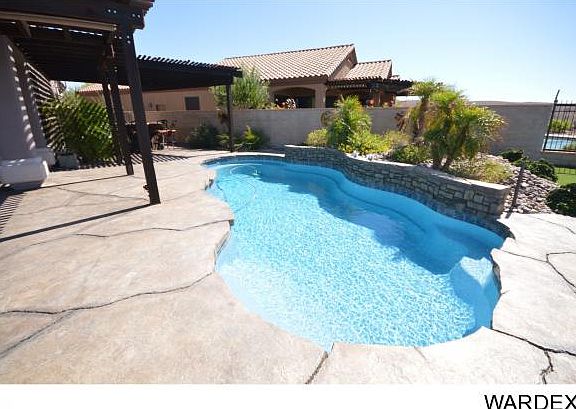5th image of 2792 Esmerelda Dr