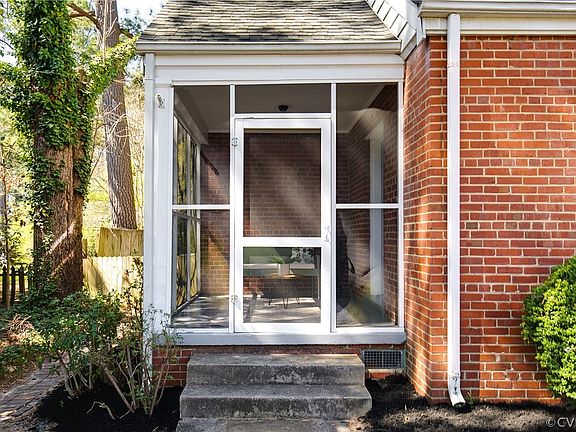 5th image of 1002 Pepper Ave