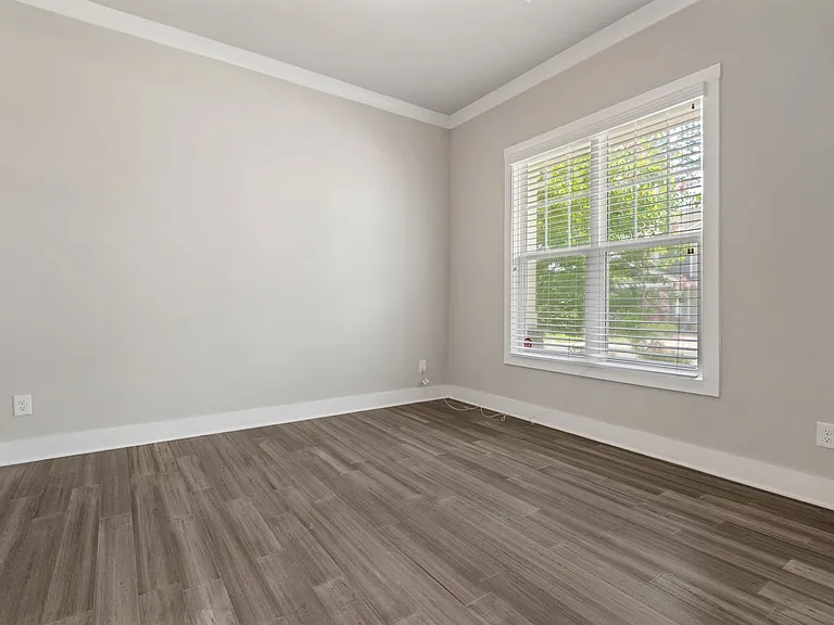 500 Kings Lake Way — Photo 15