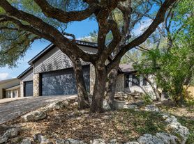 253 Mooring Cir, Lakeway, TX
