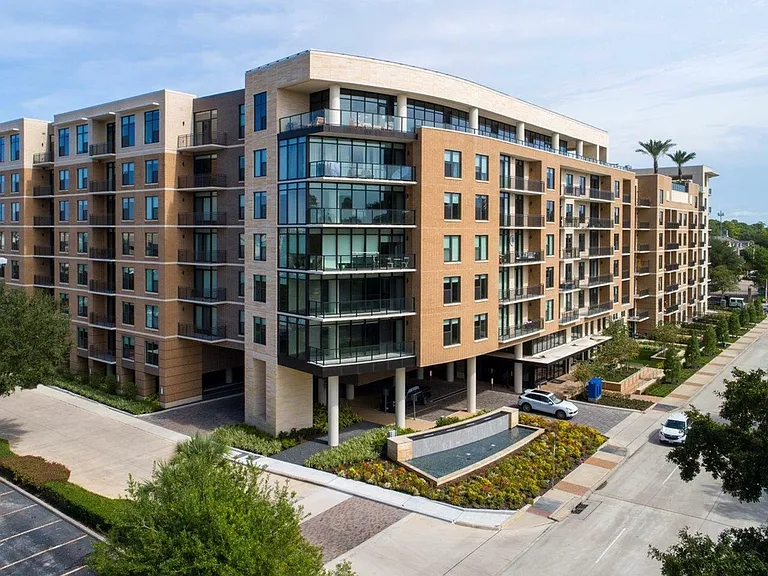 Experience contemporary living from the moment you arrive.