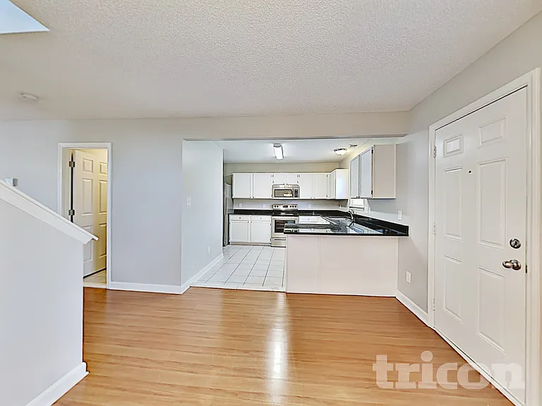 1826 Cagney St — Photo 6