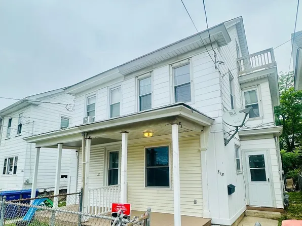 315 S 3rd St, Millville, NJ 08332