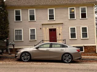 28 King St APT 1, East Greenwich, RI 02818