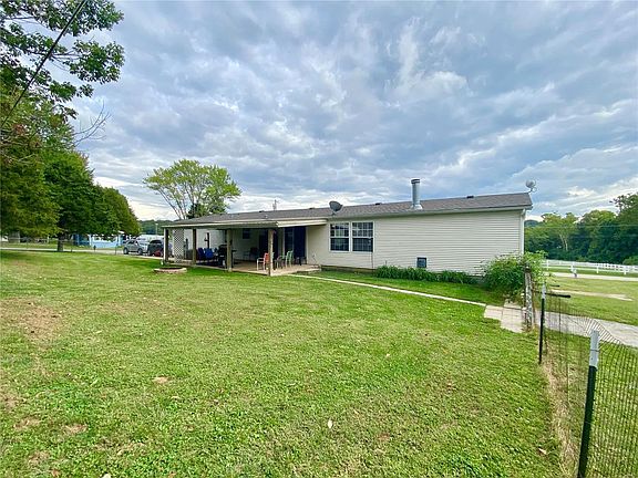 4th image of 9119 Mohican Dr
