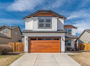 1023 SE 6th St, Bend, OR 97702