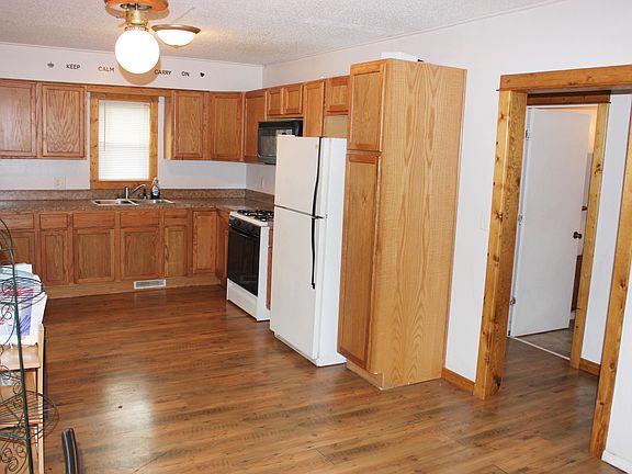 4th image of 1239 S Sheridan Dr