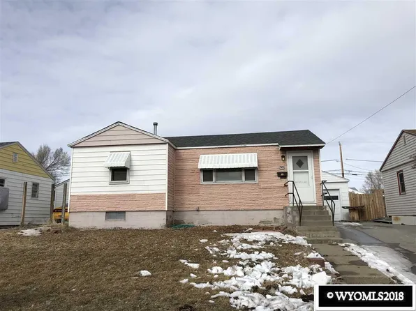 519 Ryan St, Rawlins, WY 82301