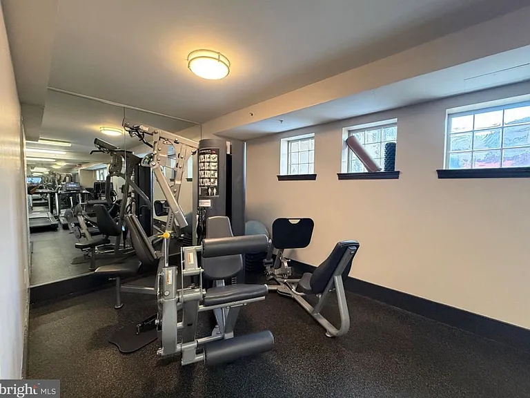 555 Massachusetts Ave NW #1006 — Photo 11