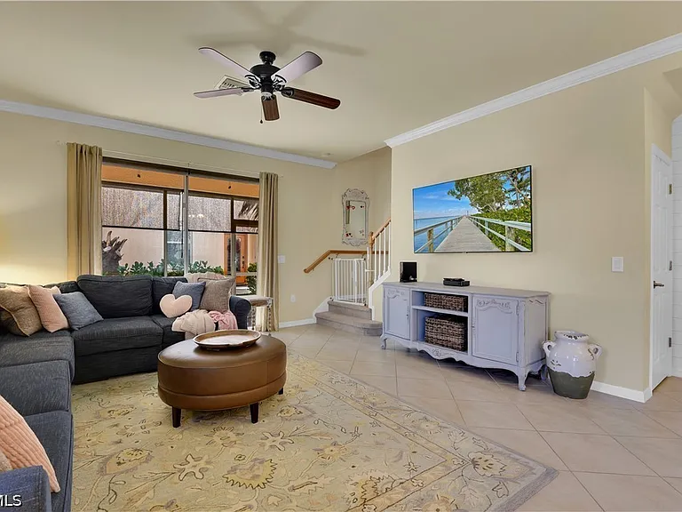 10281 Via Colomba Cir — Photo 3