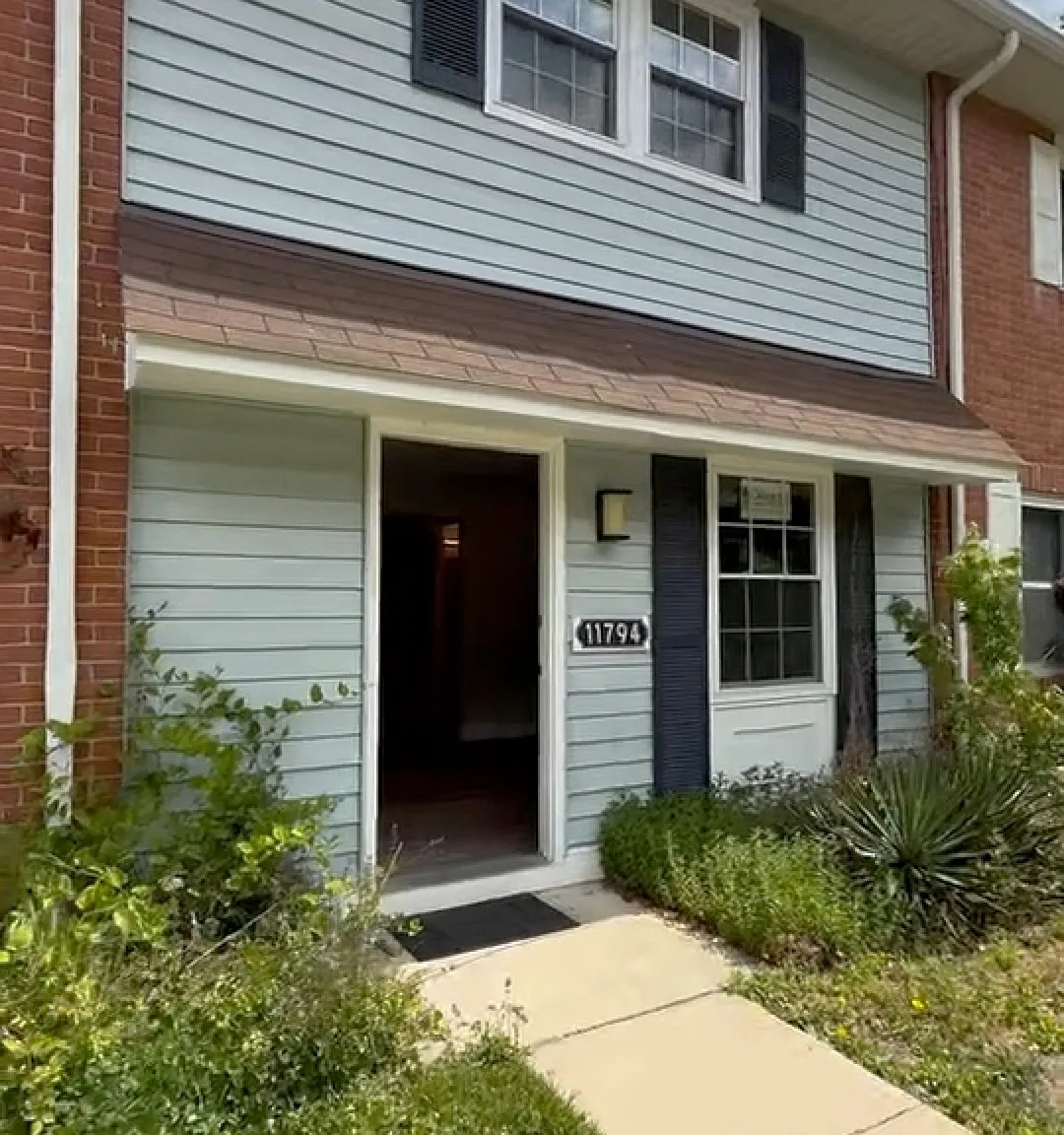 3 bed, 1.5 bath, 1116 sqft, $2,700 — Photo 2