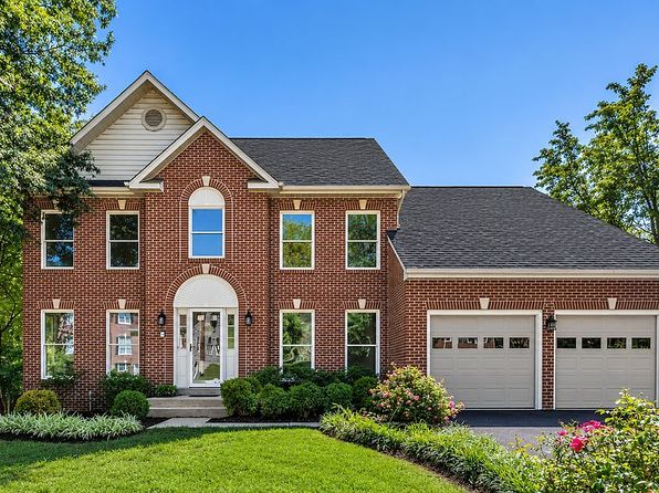 9005 Shadybrook Dr