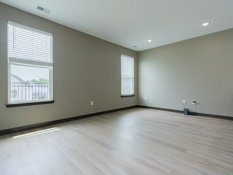 Buffalo Ridge Townhomes — Photo 16