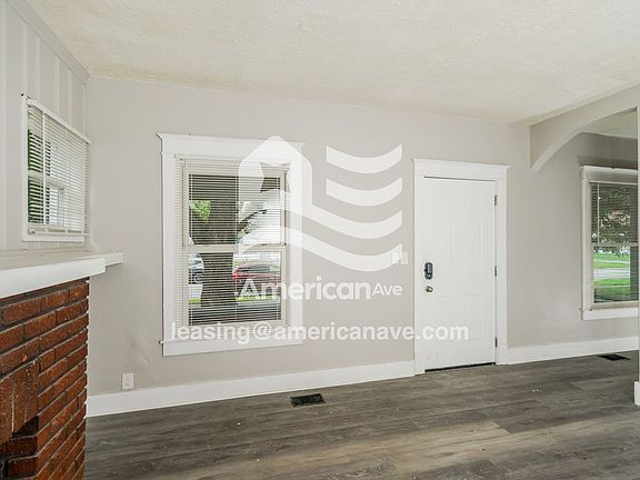 1474994_005_wm_-_living_room_12892238.jpg