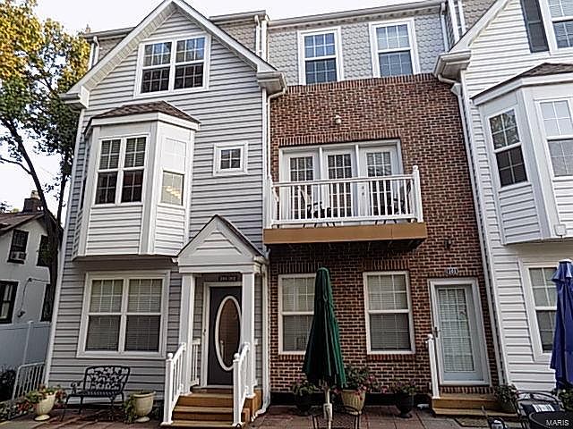 1st image of 231 W Monroe Ave Unit 201