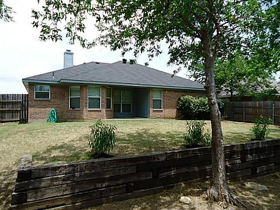 3rd image of 1000 Dixon Ln