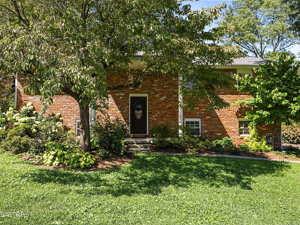 1st image of 301 Peterson Rd