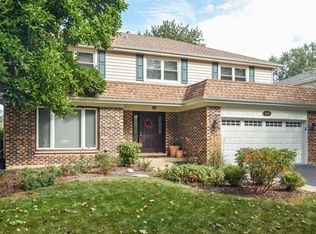 1910 E Seneca Ln, Mount Prospect, IL 60056