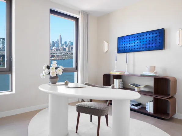 482 Kent Avenue image 4 of 27