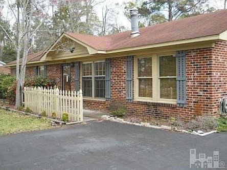 2nd image of 5406 Blossom St