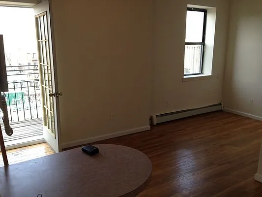 Rented by Royalty Living NYC | media 44