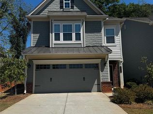 3385 Park Pointe Cir, Scottdale, GA 30079