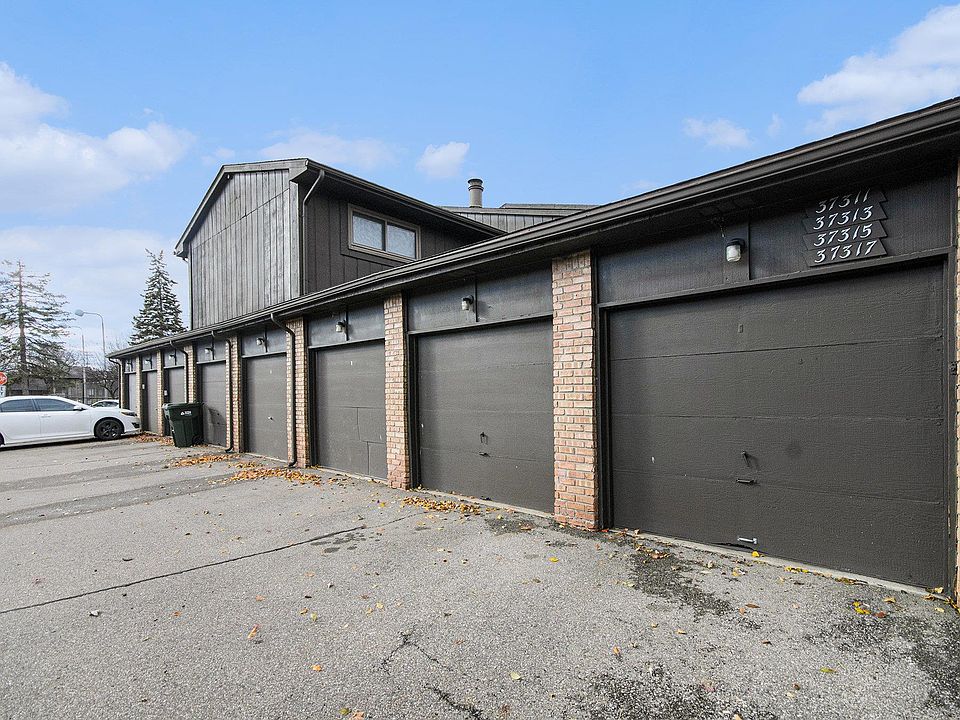 37313 Clubhouse Dr, Sterling Heights, MI 48312 | Zillow