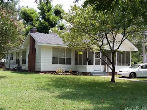 927 School St, Malvern, AR 72104