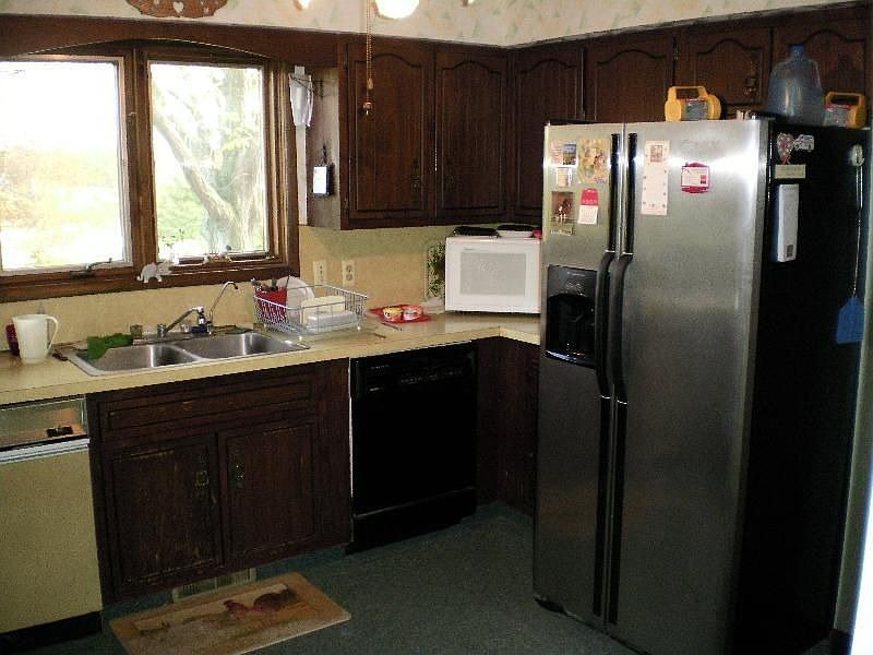 2nd image of 8080 Sheraton Park Dr