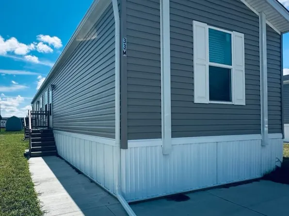 604 W John Beers Rd #33-M, Stevensville, MI 49127
