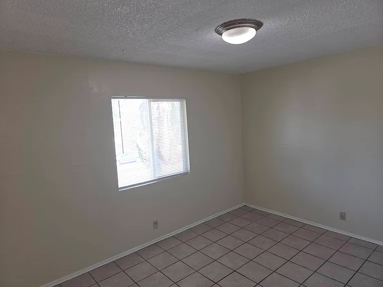 1431 S Park Ave #C — Photo 9