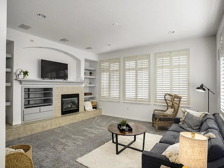 9558 Pearl Cir #106 — Photo 5