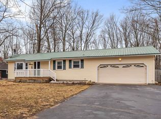 1950 Lardie Rd, Traverse City, MI 49696