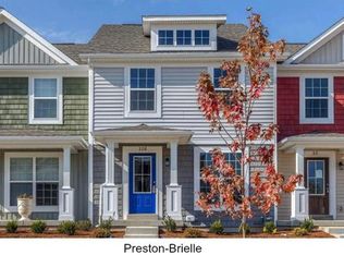 342 Countryshire Dr, Lake Saint Louis, MO 63367