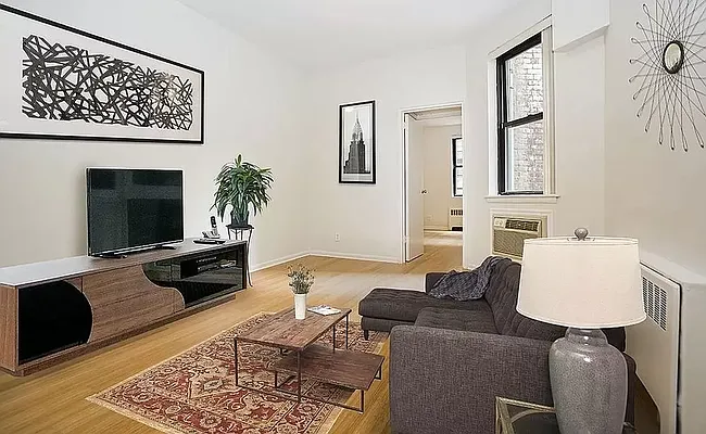 Rented by REAL New York | media 2