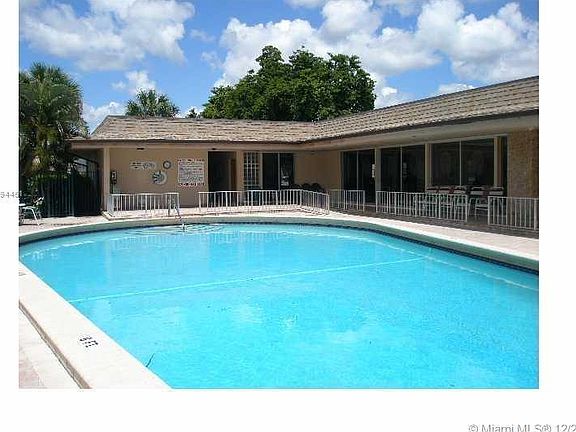 5th image of 2461 SW 82nd Ave APT 301