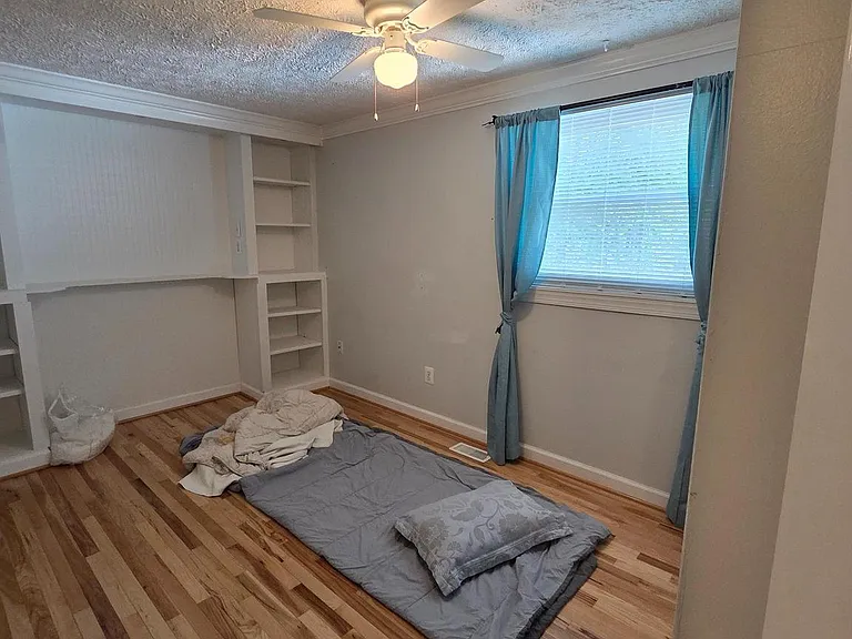 8332 Rocky Forge Ct — Photo 9