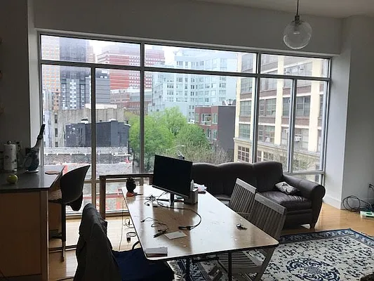Rented by Premier Metro Realty Corp | media 31